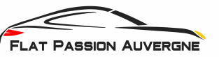 Le contour d'une voiture de sport avec "Flat Passion Auvergne" écrit en dessous en caractères gras ; le feu arrière rouge et les accents de phares jaunes mettent en valeur l'illustration - parfait pour votre calendrier ou votre collection automobile. porsche auvergne